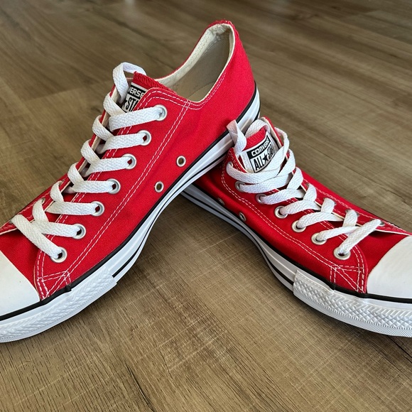 Converse - Picture 3 of 6